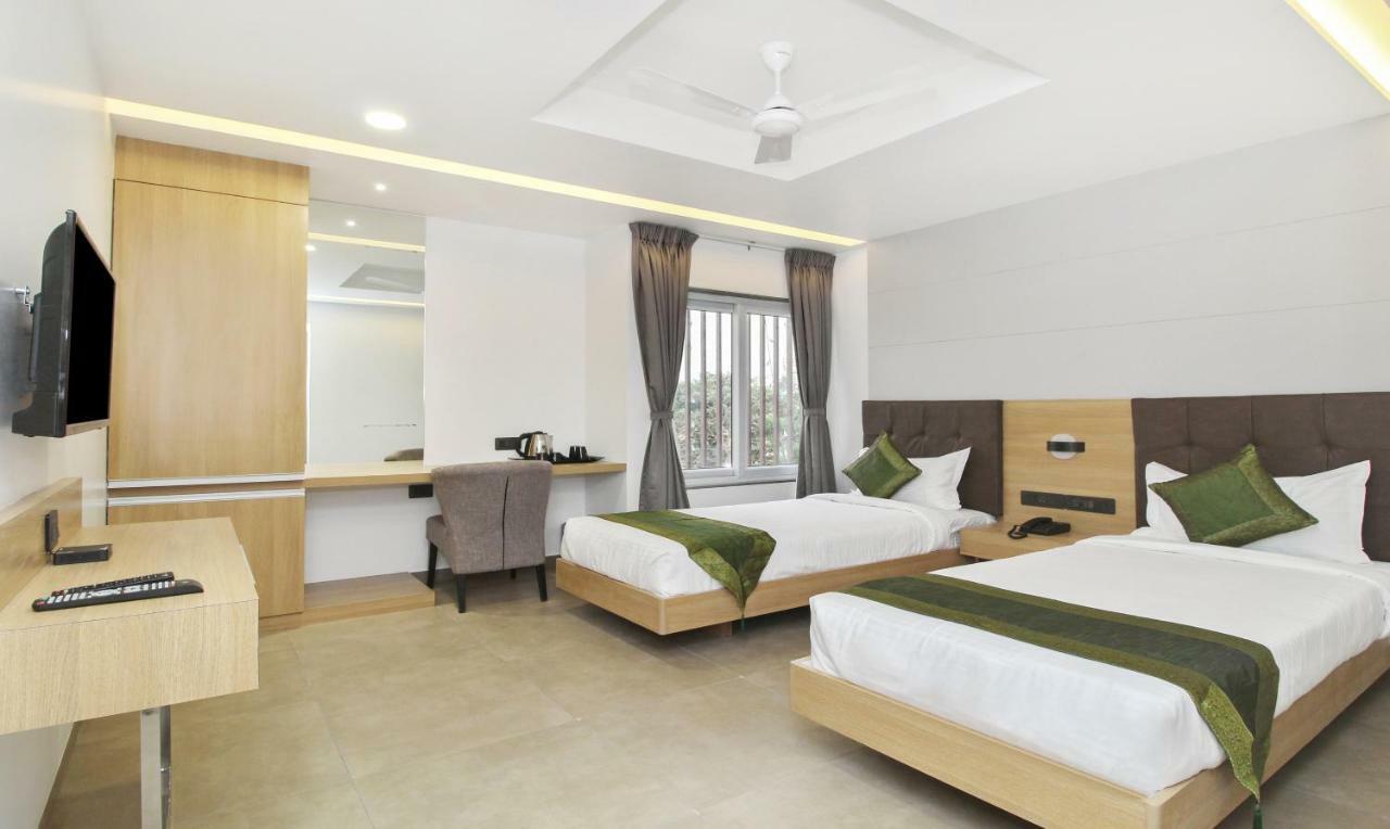 Treebo City Inn Satara Esterno foto